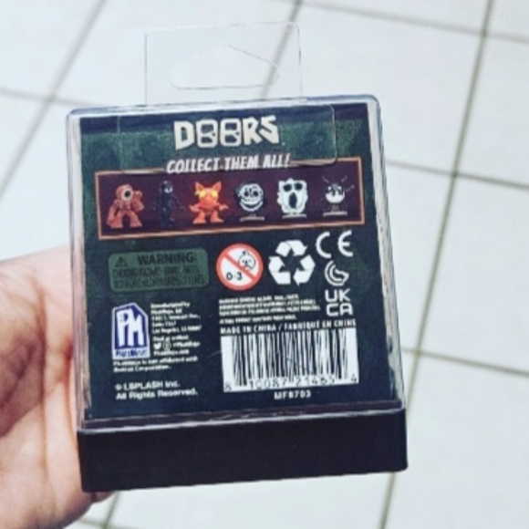 2024 PhatMojo Official Roblox Doors Mini Figures Screech - Picture 2 of 7